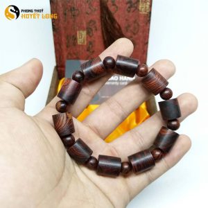 Vòng Tay Sưa Đỏ Đốt Trúc 12 Ly