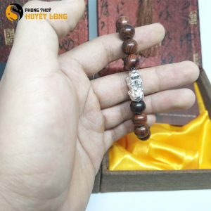 Vòng Tay Gỗ Sưa Đỏ 10ly Mix Tỳ Hưu Bạc 925