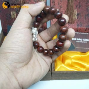 Vòng Tay Gỗ Sưa Đỏ 12ly Mix Tỳ Hưu Bạc 925
