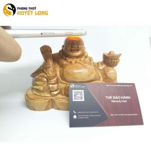 Tượng Di Lặc Để Bàn Gỗ Huyết Long