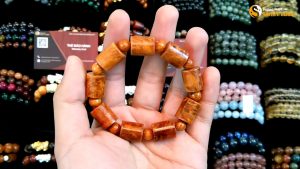 Vòng Tay Gỗ Nu Huyết Long Trúc 12 ly