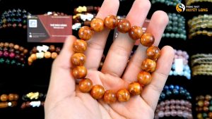 Vòng Tay Gỗ Nu Huyết Long 12 ly