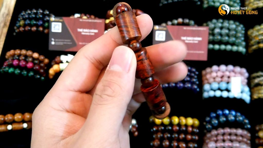 Vòng Tay Sưa Đỏ Trúc Tự Nhiên 12 Ly