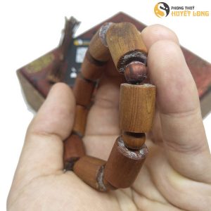 Vòng tay hoàng đàn tuyết lạng sơn dạng trúc