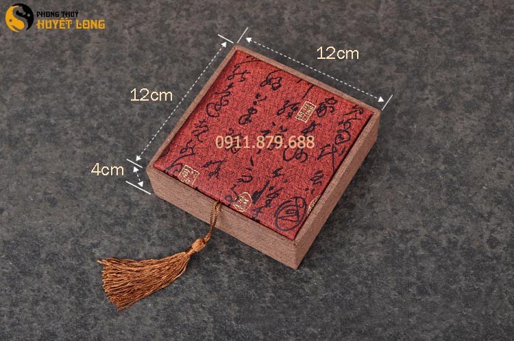 Vòng Tay Gỗ Sưa Đỏ 12Ly 17 Hạt (Size Nam) Chính Hãng