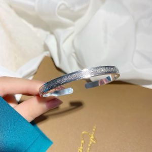 O1cn01dvvwud1qtk1bqorua !!2206647975553 0 Cib