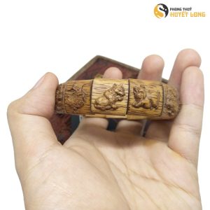 Vòng tay trầm hương