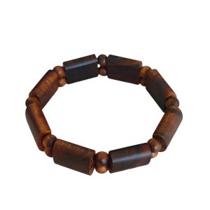 Lắc Tay Gỗ Bách Xanh Mộc Châu Chìm Nước, Thơm Ngọt Vĩnh Viễn